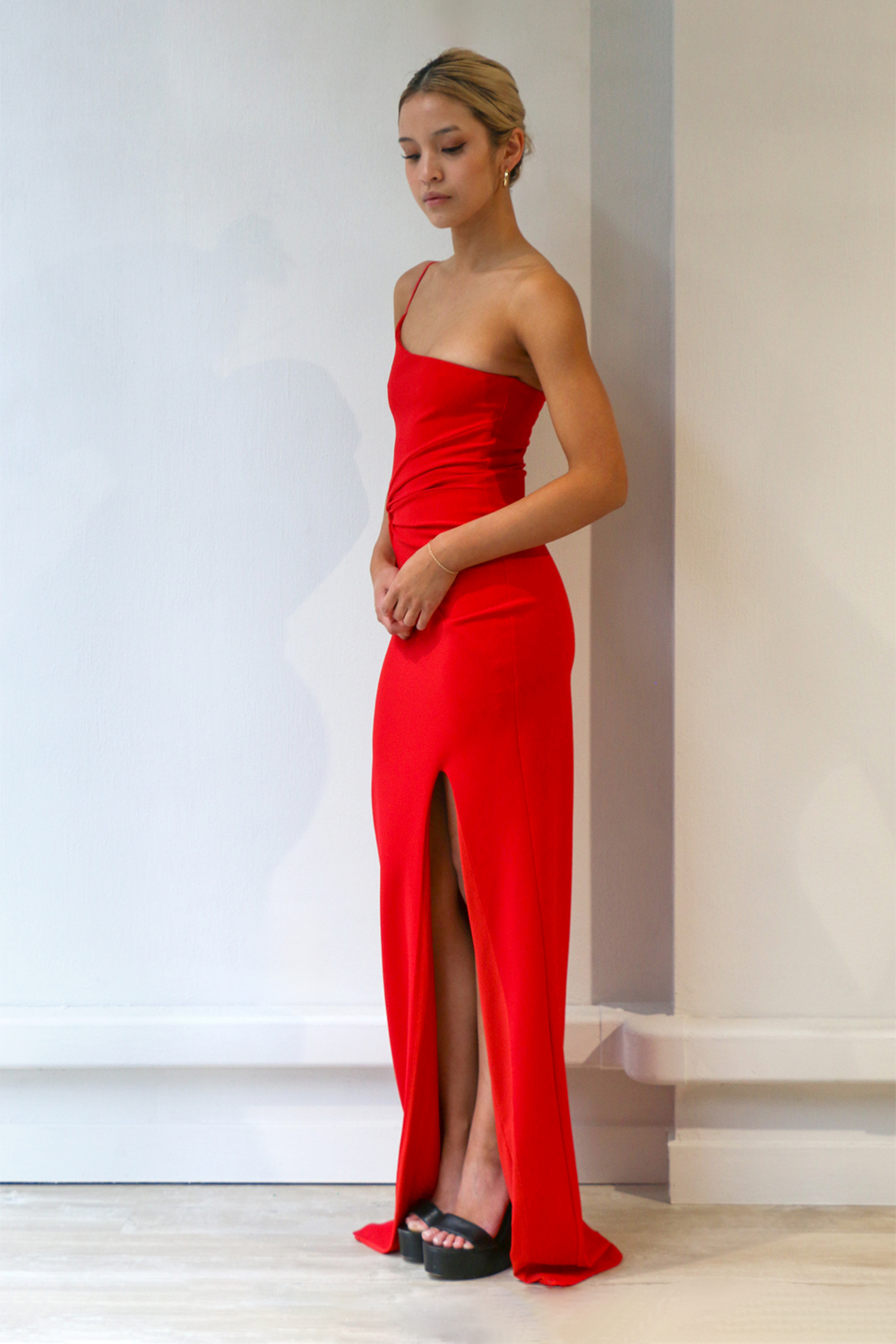 Lust One Shoulder Gown Red