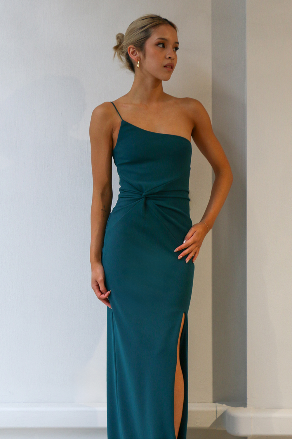 Lust One Shoulder Gown Teal