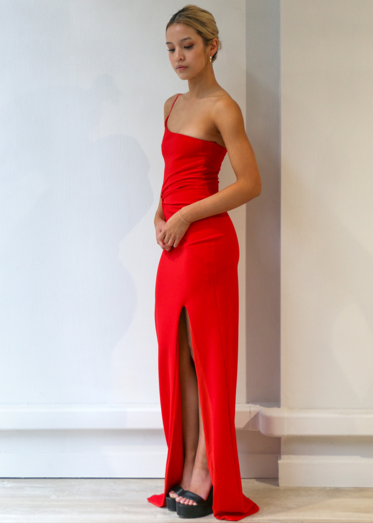 Lust One Shoulder Gown Red